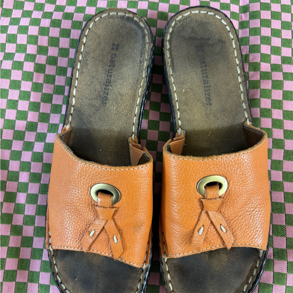 Naturalizer Leather Slides - Picture 3 of 9